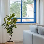 Apartment Marisol, Spacious T2 With Ac Near Golf, Aroeira, Caparica