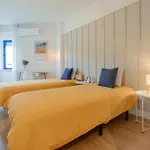 Marisol, Spacious T2 With Ac Near Golf, Aroeira, Caparica * Charneca (Setubal)