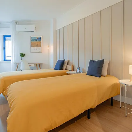 Marisol, Spacious T2 With Ac Near Golf, Aroeira, Caparica * Charneca (Setubal)