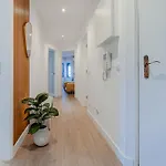 Marisol, Spacious T2 With Ac Near Golf, Aroeira, Caparica Charneca (Setubal)