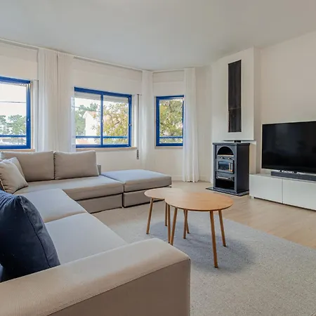 דירה Marisol, Spacious T2 With Ac Near Golf, Aroeira, Caparica