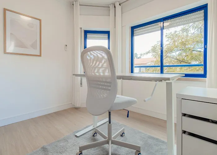 דירה Marisol, Spacious T2 With Ac Near Golf, Aroeira, Caparica